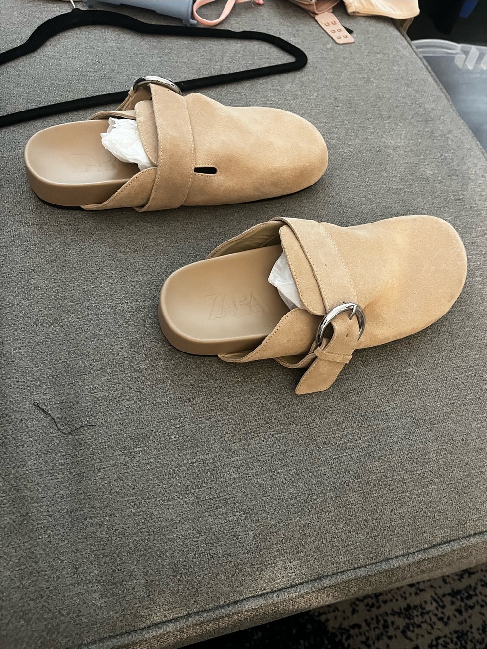ZARA NWOT Beige Suede Slip-On Clogs with Buckle Strap - Picture 4 of 5